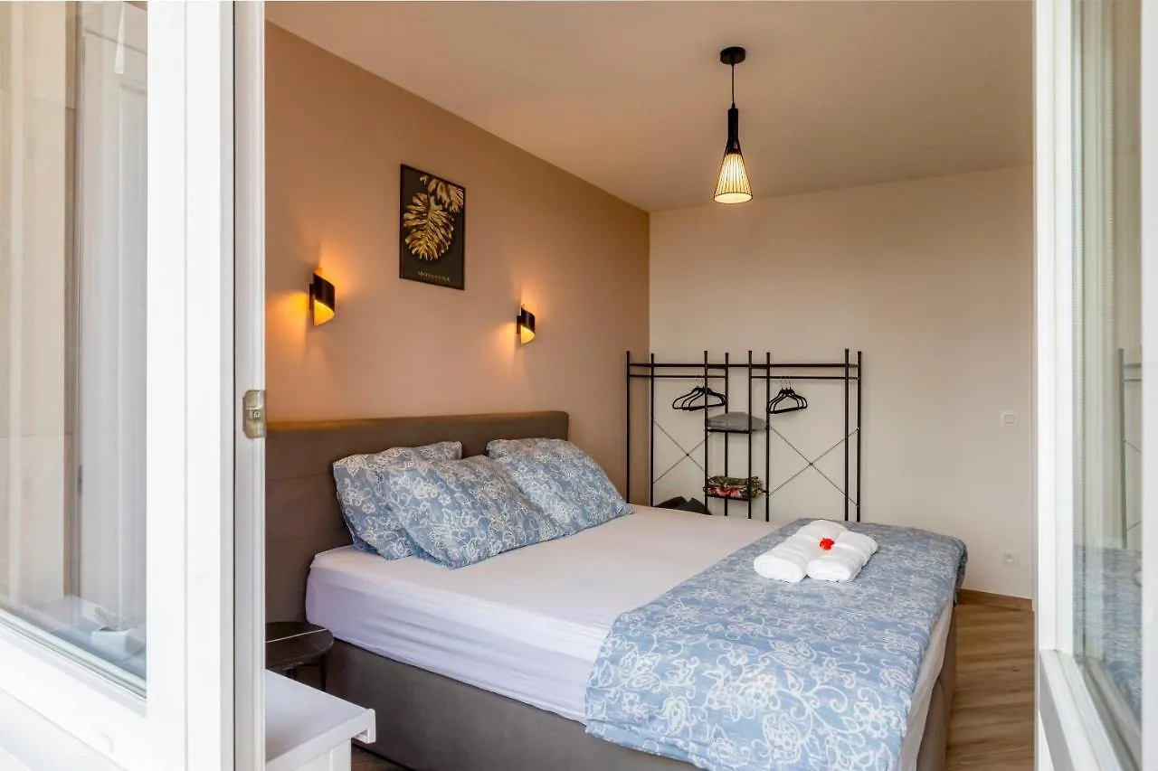 Eva-Modern 2 Bedroom Apartment Seaside Oostende Bélgica