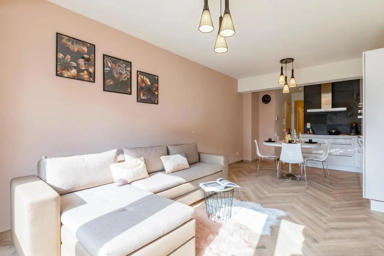 Eva-Modern 2 Bedroom Apartment Seaside Oostende 0*, Ostende